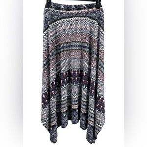 Cato Handkerchief Skirt L with Sharkbite Hem